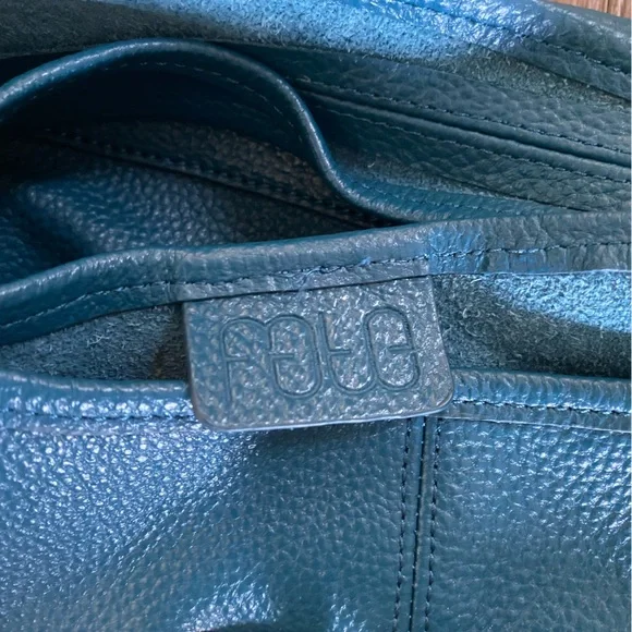 Fefe %100 soft leather purse - Picture 6 of 6